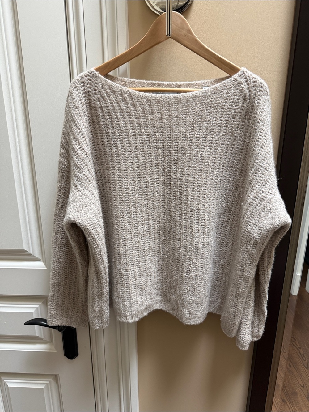 Vince Relaxed Cashmere Boat Neck Sweater - Light Beige/Cream